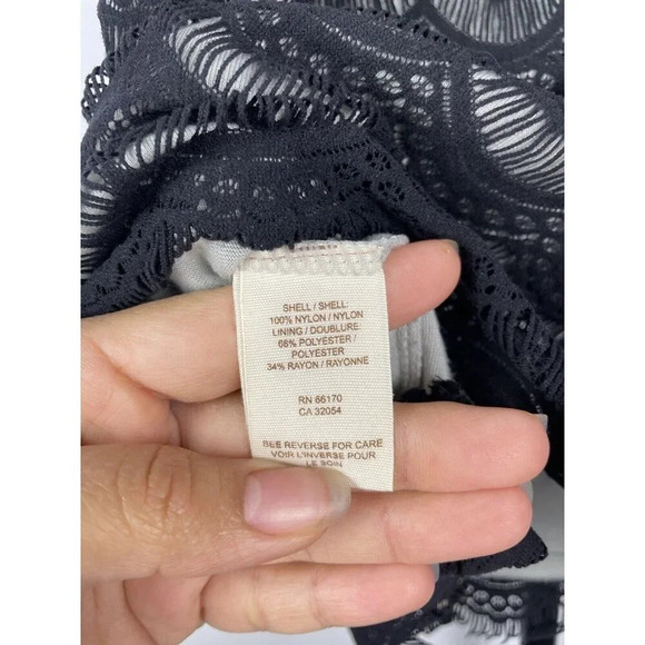 Vintage Free People Black Lace Gatsby Elastic Waist Pull On Mini Skirt Size XS - Picture 3 of 4